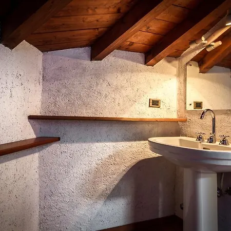 Di Charme Palanzo Faggeto Lario